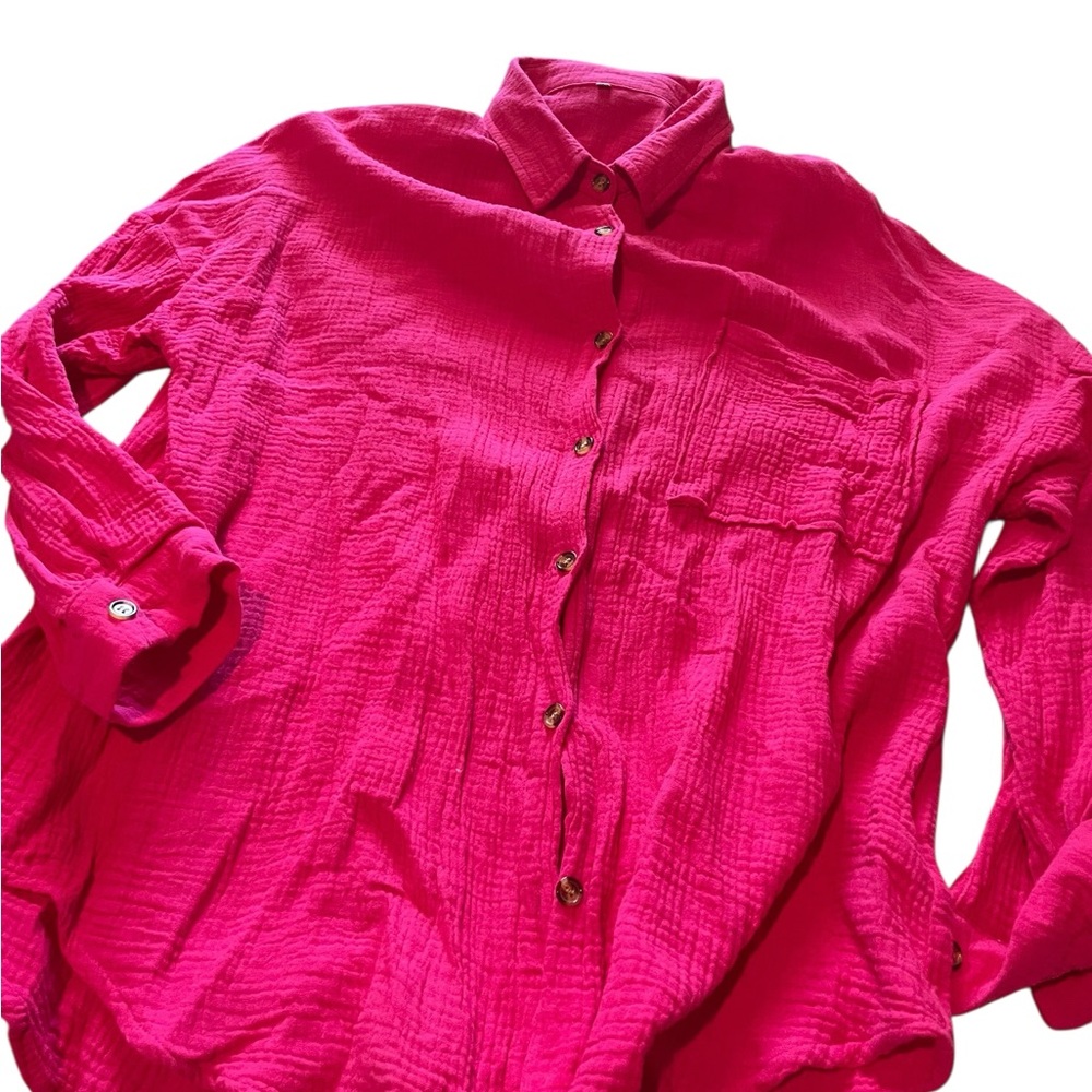 Versona size medium like new pink quilted button up
